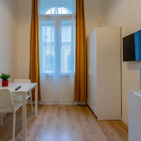 Rakoczi Apartments Budapest Exterior photo